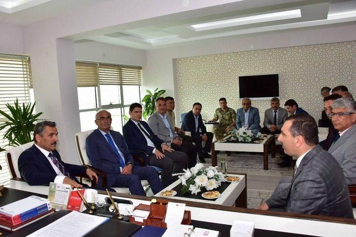 Vali Ve Başkan Kavak’ta G1