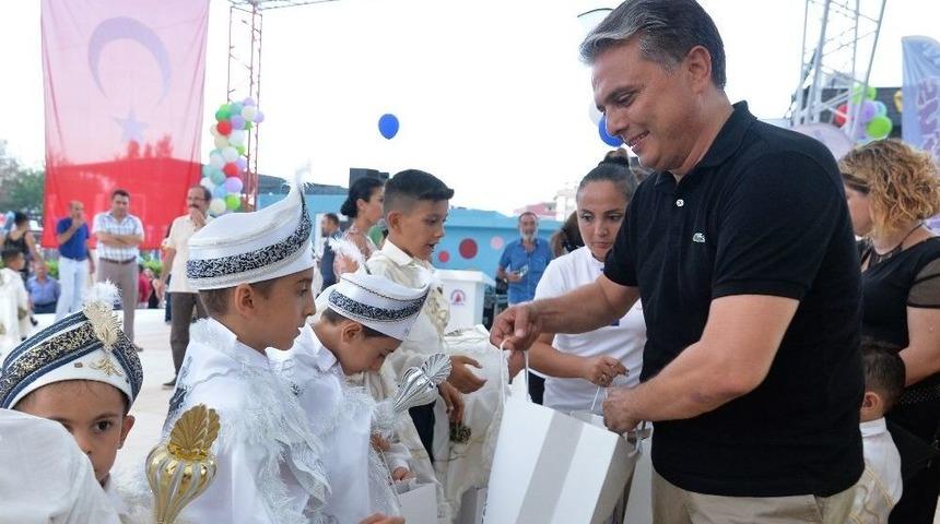Muratpaşa’da 470 Çocuk Erkekliğe İlk Adımı Attı