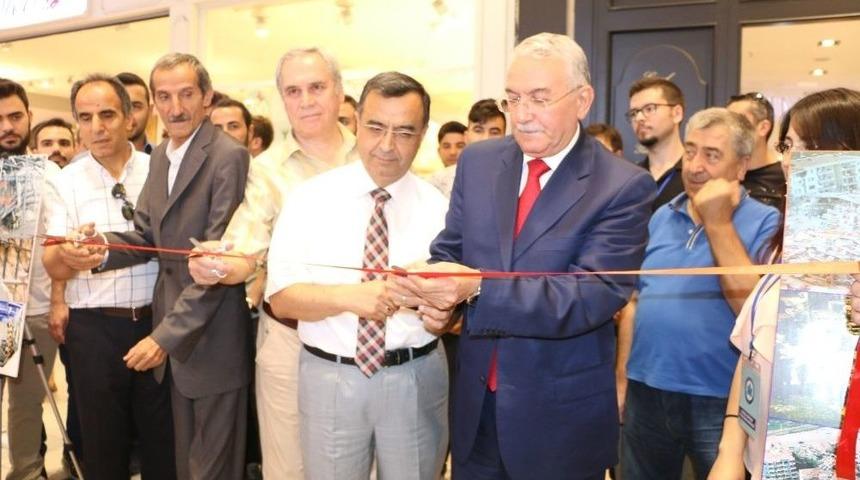 Espark&rsquo;ta 17 Ağustos Sergisi