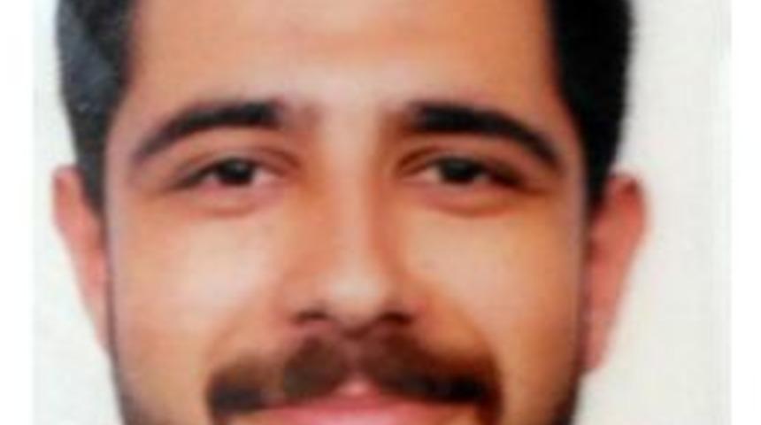 Parkta Fenalaşan Genç Hastanede Öldü