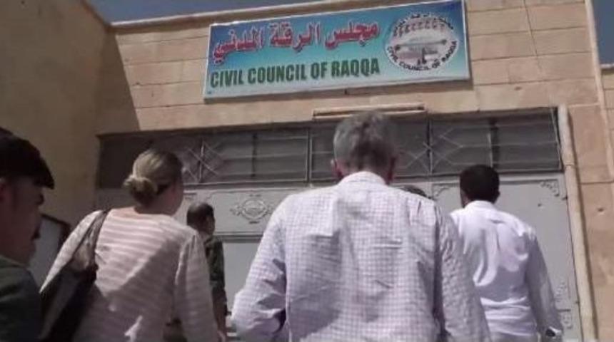 Abd Başkanı Trump'un &Ouml;zel Temsilcisi Rakka Sivil Meclisi Ile Bir Araya Geldi