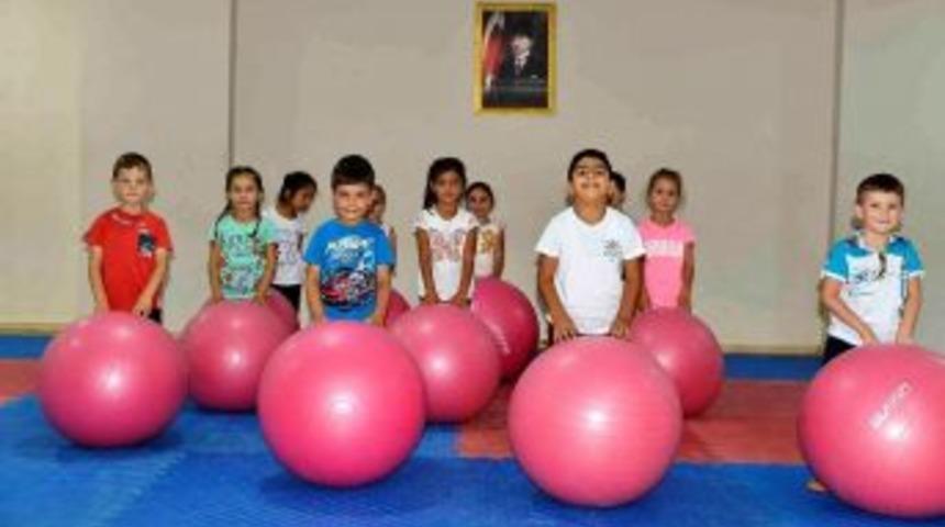 Tepebaşında Yaz Etkinlikleri S&uuml;r&uuml;yor