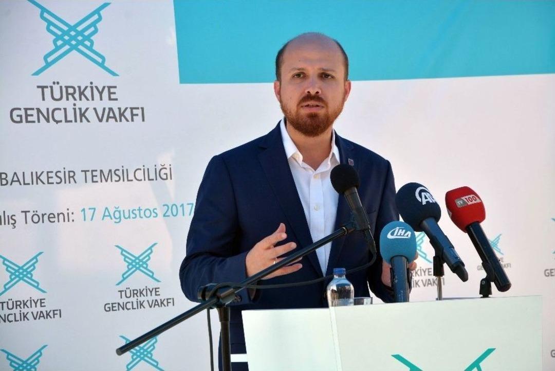 Bilal Erdoğan: "recep Tayyip Erdoğan Liderliğinde D&uuml;nyanın G&ouml;nl&uuml; En Geniş Milleti Olduk"