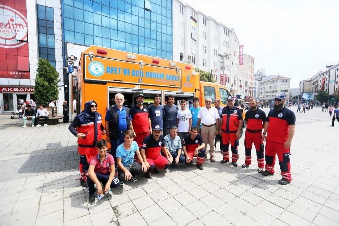 Bir G&uuml;nde 600 Afet G&ouml;n&uuml;ll&uuml;s&uuml;