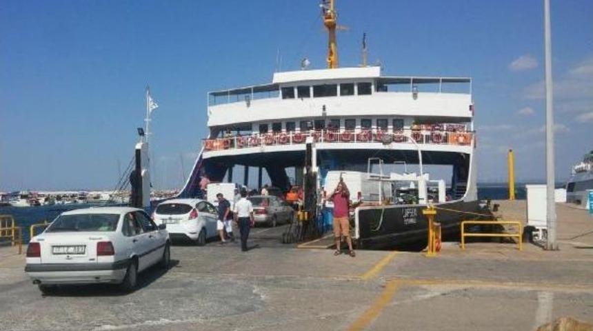 Bozcaada Hattındaki Feribot Arızaları Sıkıntı Veriyor