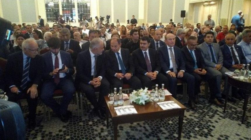 Başbakan Yardımcısı Akdağ, &ldquo;afad&rsquo;la Birlikte G&ouml;n&uuml;ll&uuml;lerin &Ccedil;alışması &Uuml;zerine &Ccedil;ok Yoğun Bir Şekilde &Ccedil;alışacağız&rdquo;