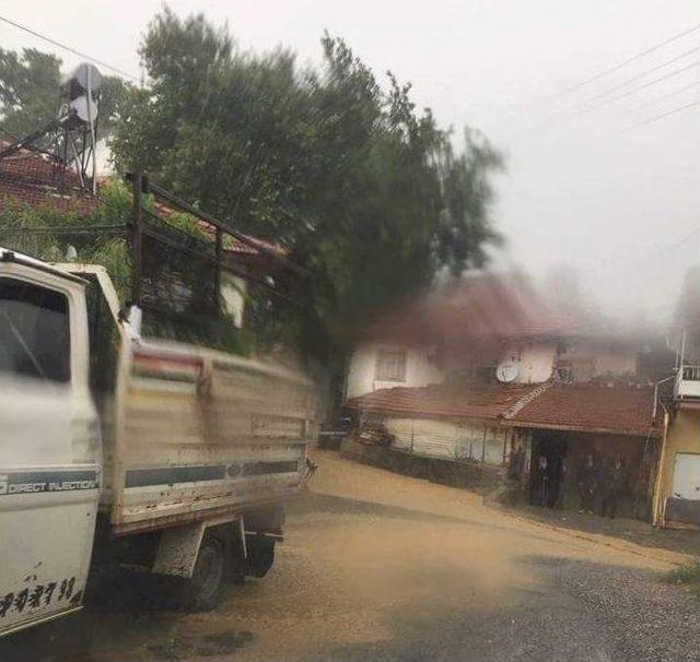 Gediz&rsquo;de Sel Baskını 1