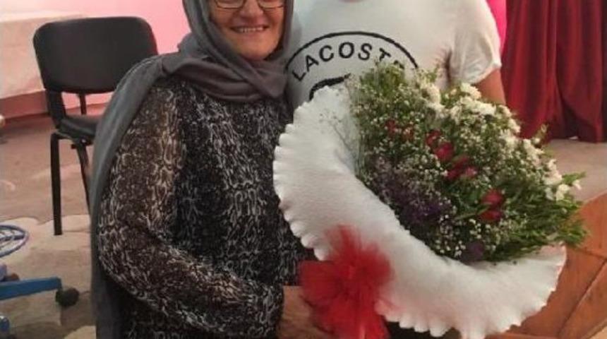 Şemdinli'nin Ilk Kadın &Ouml;ğretmeni Hayatını Kaybetti