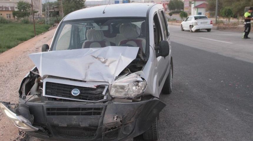 Elazığ&rsquo;da Trafik Kazası: 7 Yaralı