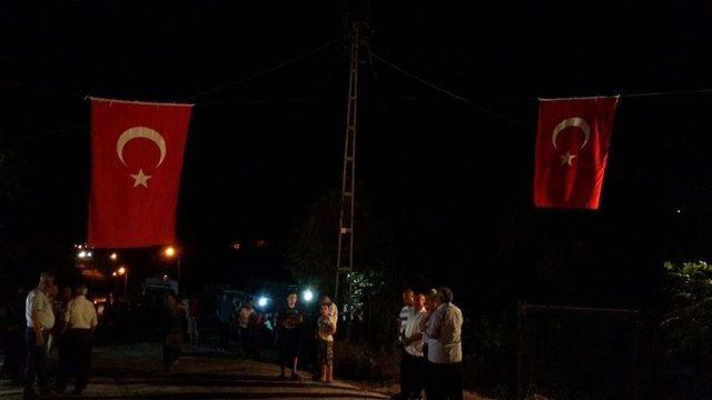 Şehit Olan Askerin Acı Haberi Baba Evine Ulaştı