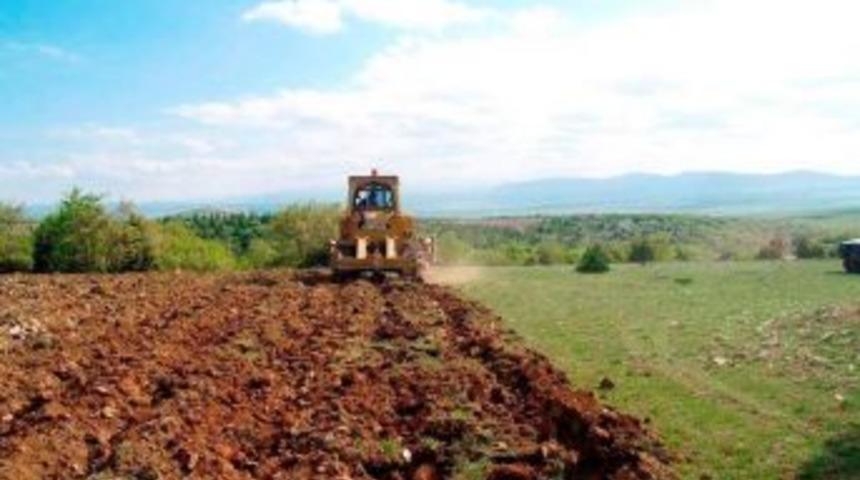 Yeşil Bir Aslanapa İ&ccedil;in 499 Bin Fidan