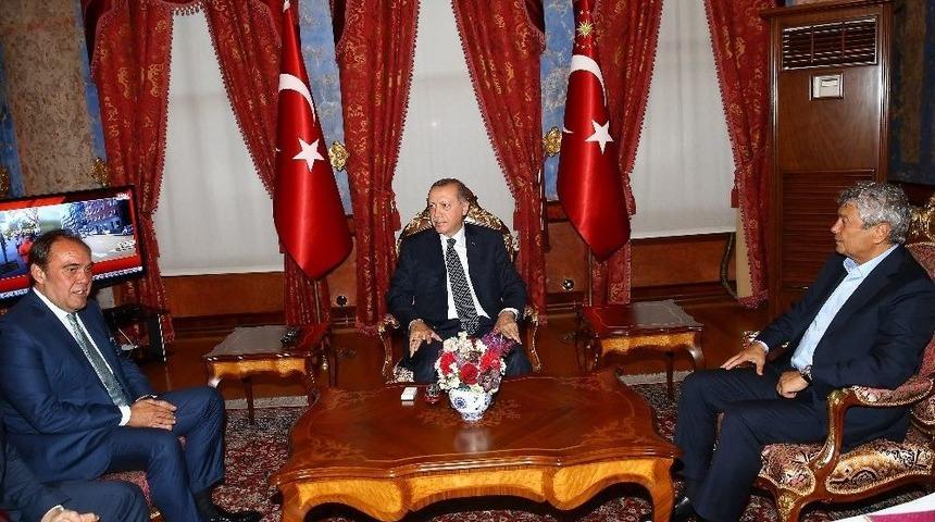 Demir&ouml;ren Ve Lucescu&rsquo;dan Cumhurbaşkanı&rsquo;na Ziyaret