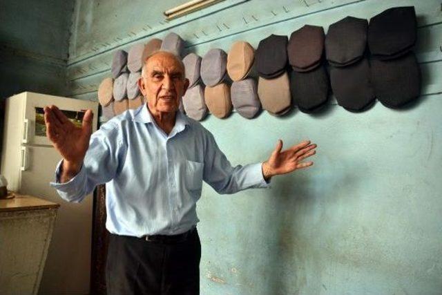 Siirt'te 51 Yıldır Şapka Dikiyor