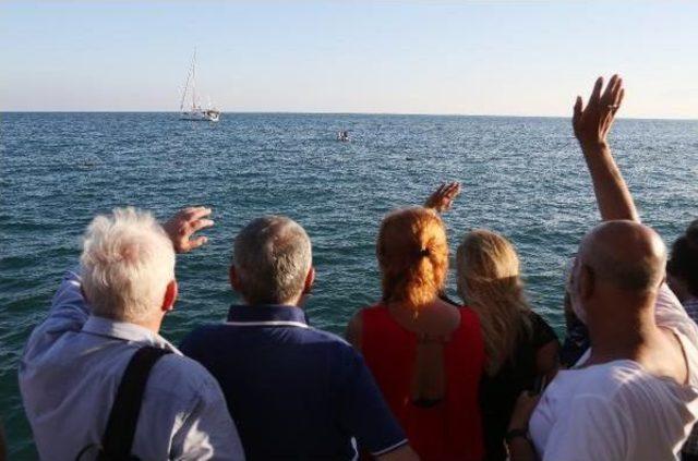 70 Yaşındaki Turizmci, Tekneyle Dünya Turuna Çıktı