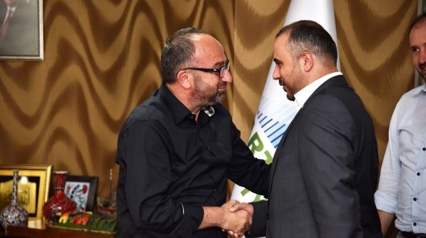 Başkan &Uuml;z&uuml;lmez, Bbp&rsquo;li Heyeti Ağırladı