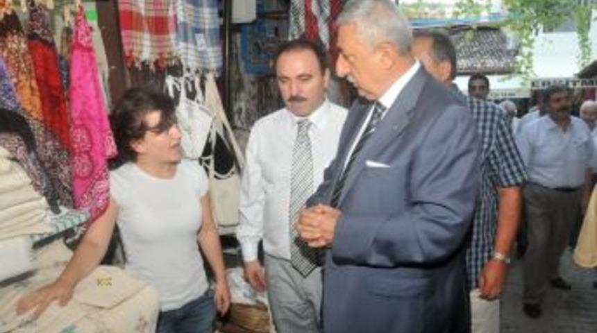 Paland&ouml;ken, "t&uuml;rkiye&rsquo;de Esnaf Sayısına Oranla En &Ccedil;ok Kadın Girişimci Uşak&rsquo;ta"