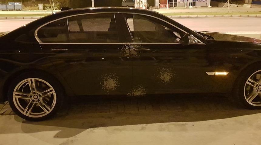 Denizlispor Başkanı Necip İrdem ve ailesinin olduğu otomobile silahlı saldırı d&uuml;zenlendi!