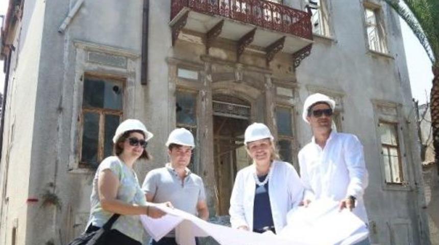 Urla&rsquo;daki Tekel Binasında Restorasyon Başladı