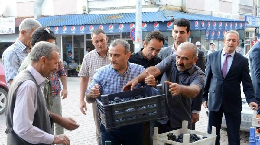 Vali Sonel, &Uuml;z&uuml;m Kasası Taşıdı, &Ccedil;ocuklara Hediye Verdi