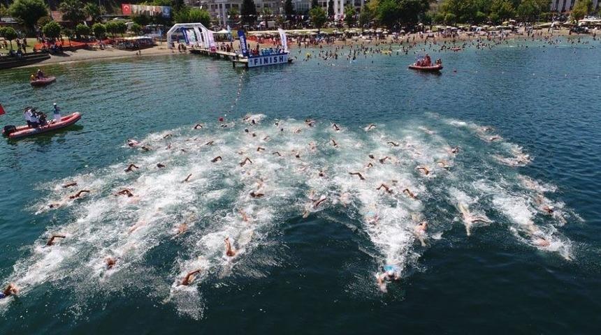 Osmangazili Y&uuml;z&uuml;c&uuml; Birinciliğe Kula&ccedil; Attı