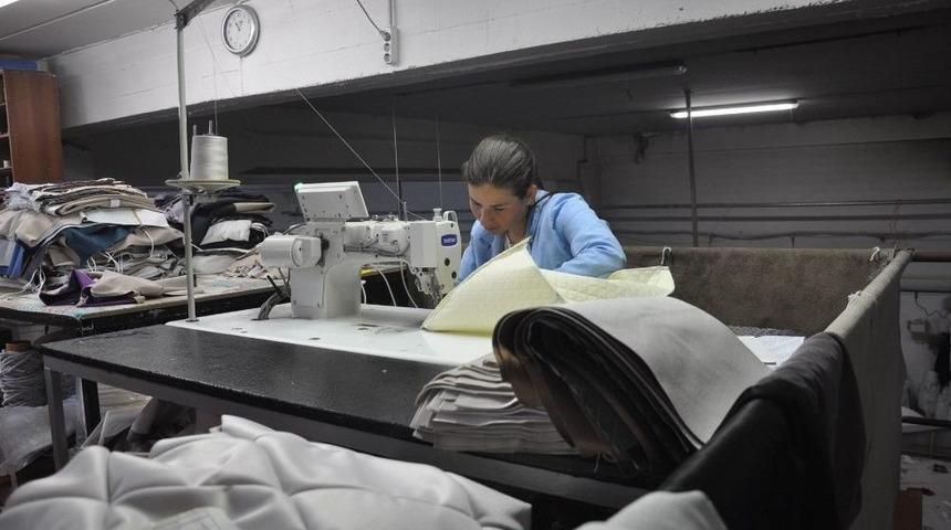 Ayhan: "mesele İşsizlik Değil, Mesleksizlik"