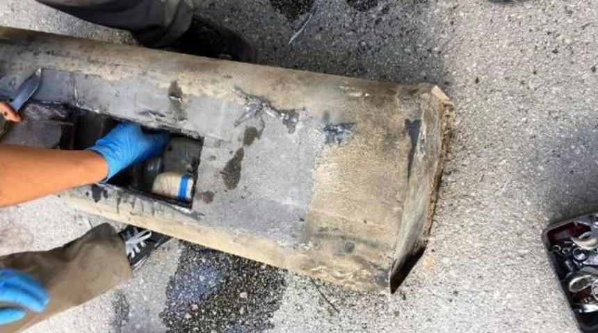 Van'da Kamyonetin Yakıt Deposunda 44 Kilo Eroin