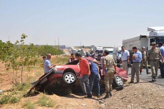 Birecik'te Kaza: 5 Ölü, 3 Yaralı (2) - Yeniden