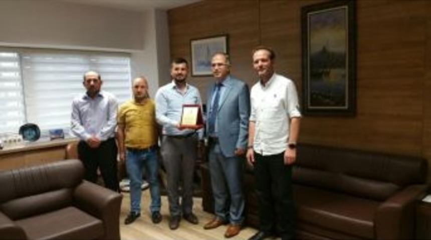 Babalar, &rsquo;&ccedil;ocuk İcrasının&rsquo; Kaldırılması İ&ccedil;in Her Kapıyı &Ccedil;alıyor