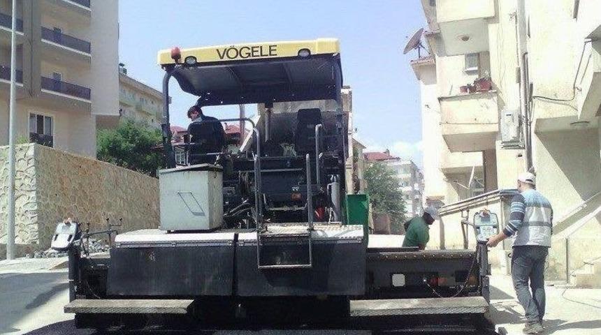 Ak&ccedil;akoca&rsquo;da Sokak Ve Caddeler Yenileniyor