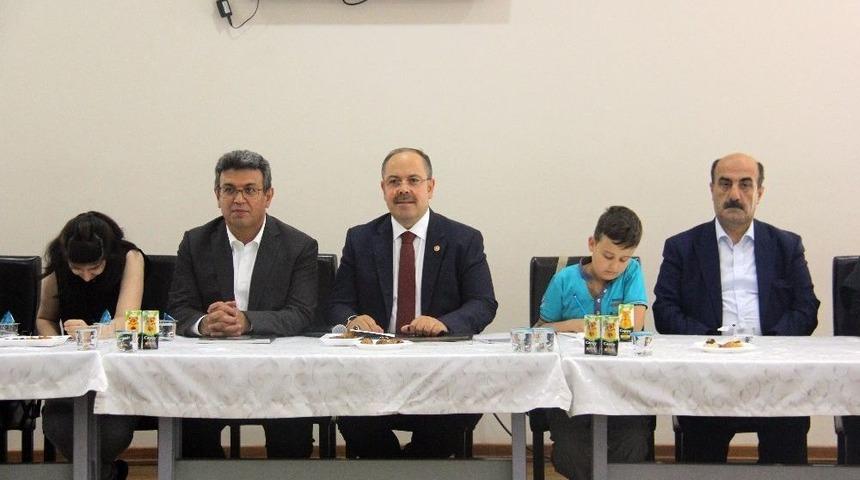 &Ccedil;ocuklar Hayal Ettikleri Şehirleri Anlattı