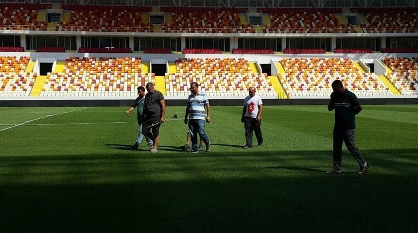 Malatya Stadyumu Antalya Ma&ccedil;ına Hazırlanıyor