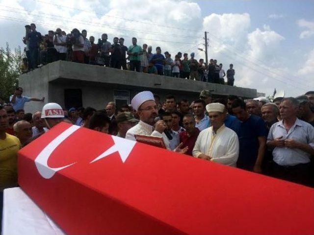 Şehit Uzman Çavuş Abdullah Akdeniz'e Uğurlama Töreni (2)