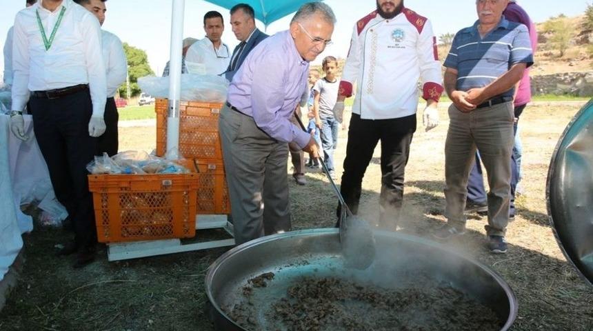 Halk Pikniğinde Anadolu K&uuml;lt&uuml;r Mozaiği&rsquo;nin Zenginliği Sergilendi