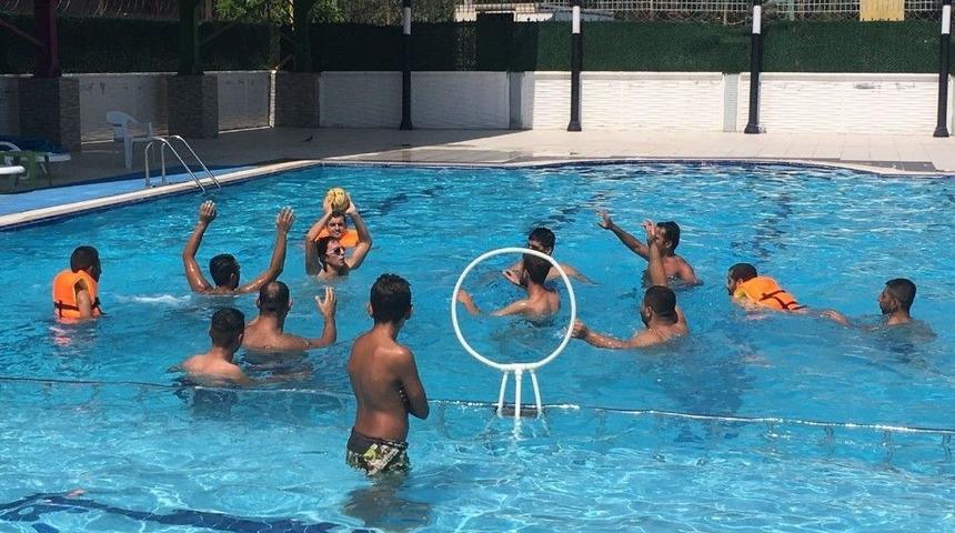 Engellilerden Su Topu Ma&ccedil;ı