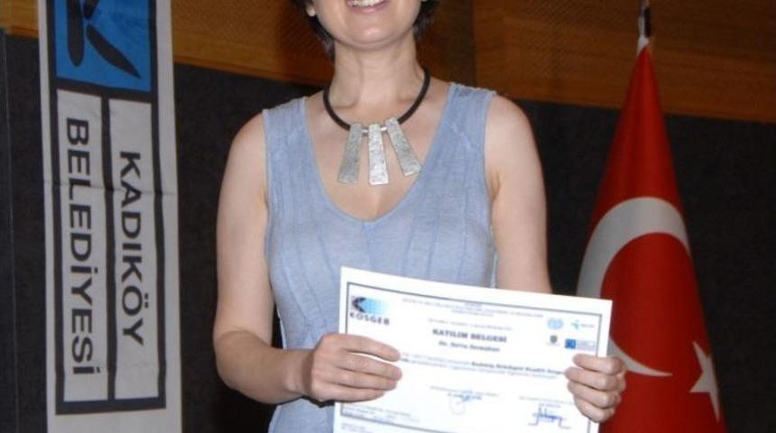 Belediye Kursunu Tamamladı, Sanat At&ouml;lyesi A&ccedil;tı