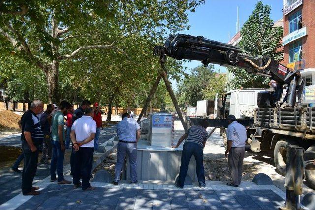 Erbaa Cumhuriyet Meydanına Yer Altı Çöp Konteyneri