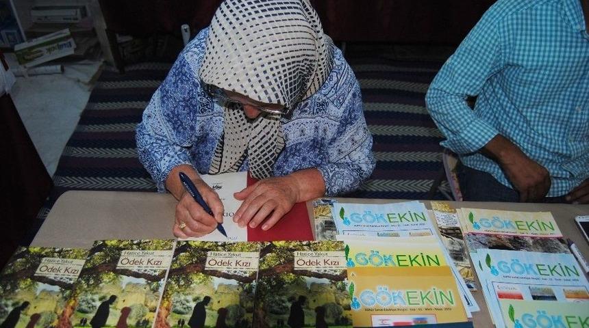 &rsquo;son &Ouml;dek Kızı&rsquo; 11 &Ccedil;ocuk Annesi Hatice Yakut&rsquo;tan "&ouml;dek Kızı" Kitabı