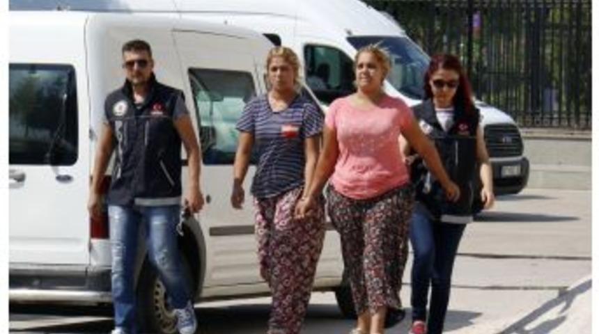 Adliyeye Sevk Edilen Uyuşturucu Ş&uuml;phelisine Yakınlarından Telkin: