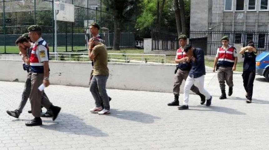 Hayvan Hırsızlığına 4 G&ouml;zaltı