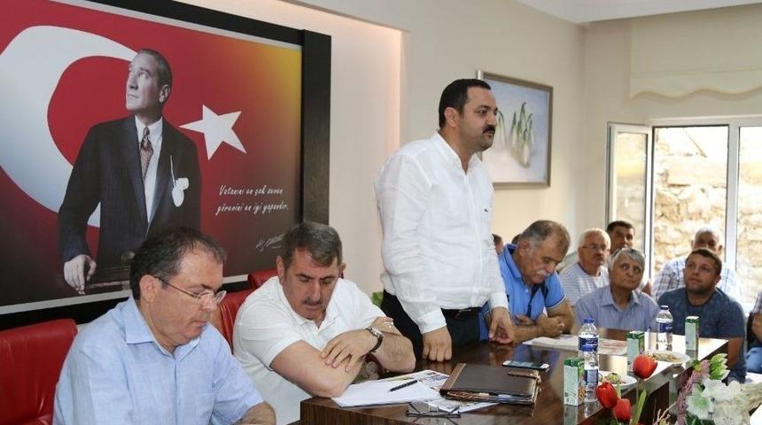 Ak Parti&rsquo;de İl&ccedil;e Temay&uuml;l Yoklamaları Başladı