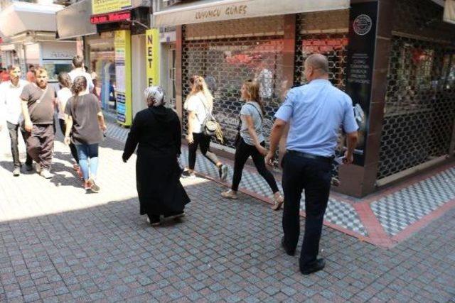 Zonguldak'ta Polis Ve Zabıtadan Dilenci Denetimi