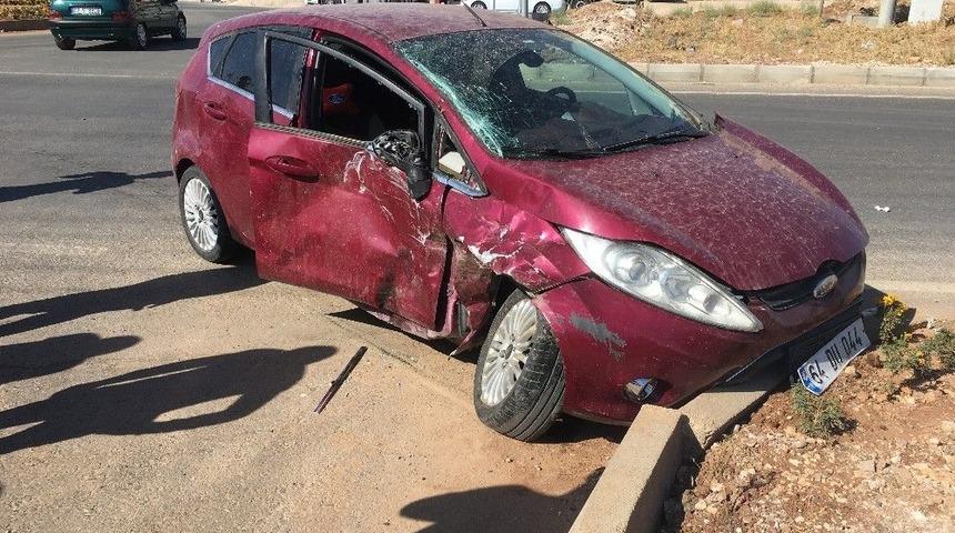 Midyat&rsquo; Trafik Kazası: 4 Yaralı