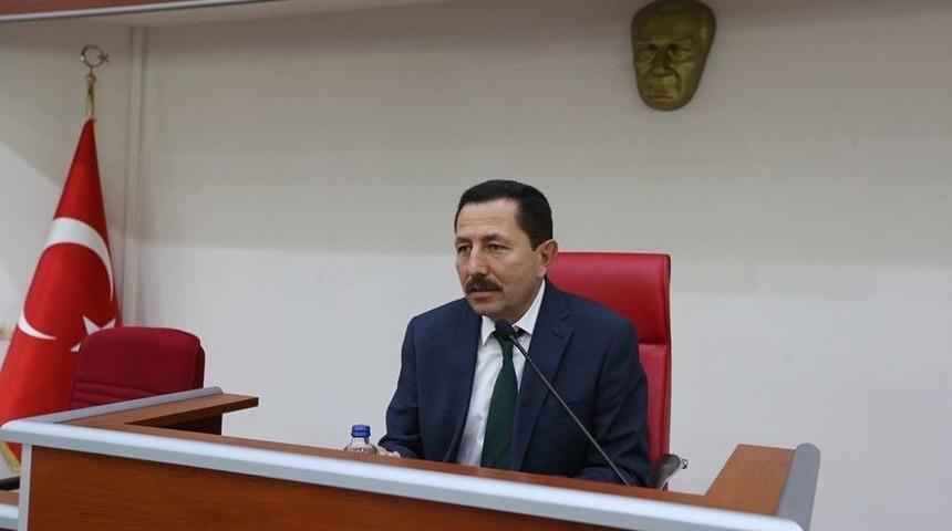 Başkan To&ccedil;oğlu Brifinge Katıldı