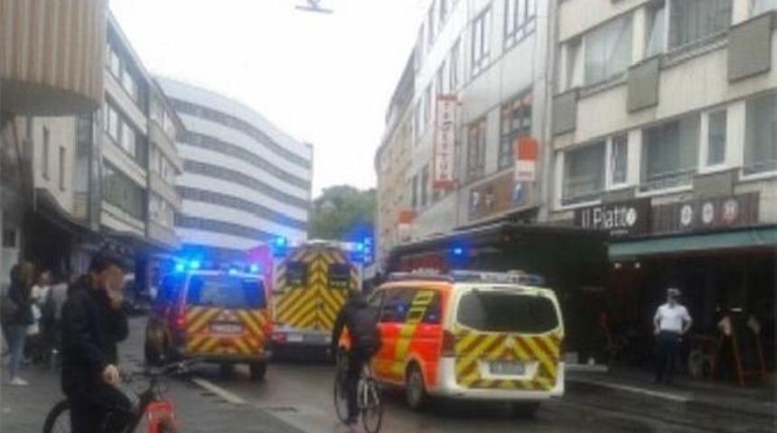 Finlandiya&rsquo;Dan Sonra Almanya&rsquo;Da Da Bı&ccedil;aklı Saldırı (Fotoğraf Eklendi)