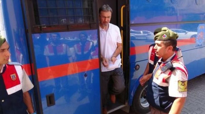 Adil &Ouml;ks&uuml;z'&uuml;n Kardeşi Mahkemede Ifade Verdi