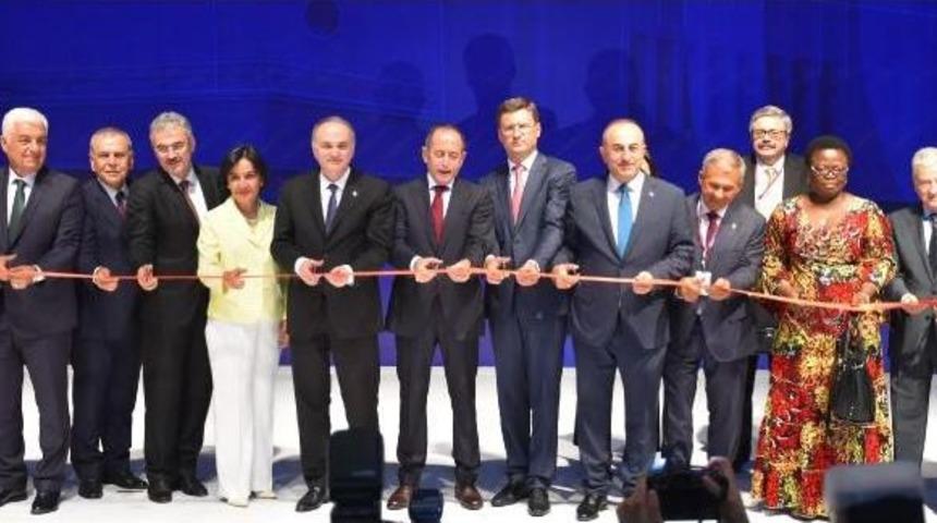 İzmir Fuarı 86. Kez Kapılarını A&ccedil;tı