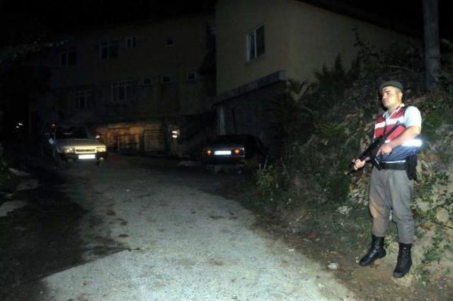 Zonguldak'ta Kına Dönüşü Otomobil Tarandı: 3 Ölü, 1 Yaralı