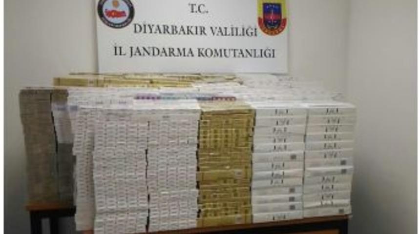 Kargo Şirketinin Deposunda Ka&ccedil;ak Sigara Ele Ge&ccedil;irildi