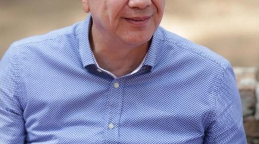 Menderes T&uuml;rel&rsquo;den Samimi A&ccedil;klamalar