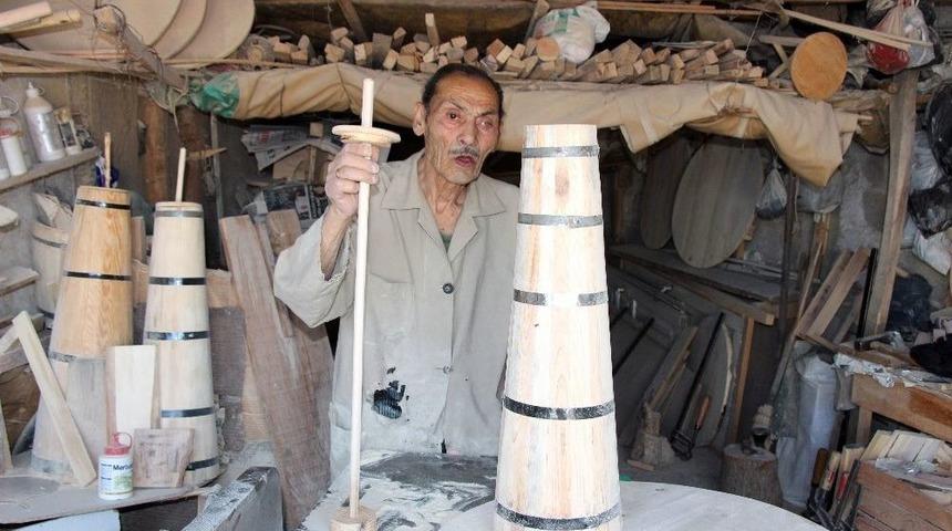 Yayık Yaparak 7 &Ccedil;ocuk Okuttu